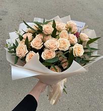 Букет Кремовые розы Латте в Беседы