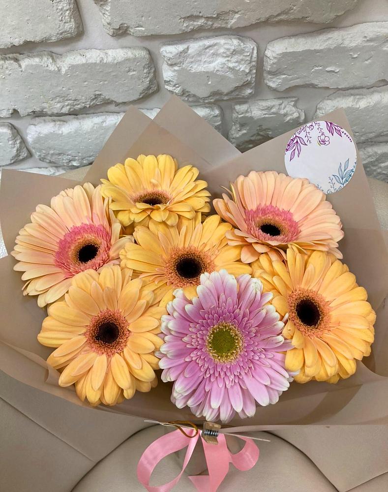 Букет цветов из: Герберы в Беседы