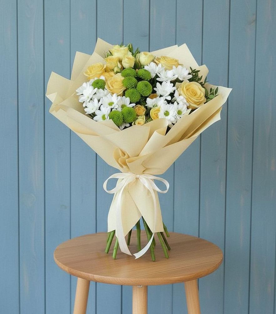 Букет цветов из: Хризантемы и Розы в Беседы
