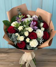 Букет цветов из:  Розы и Альстромерии в Беседы