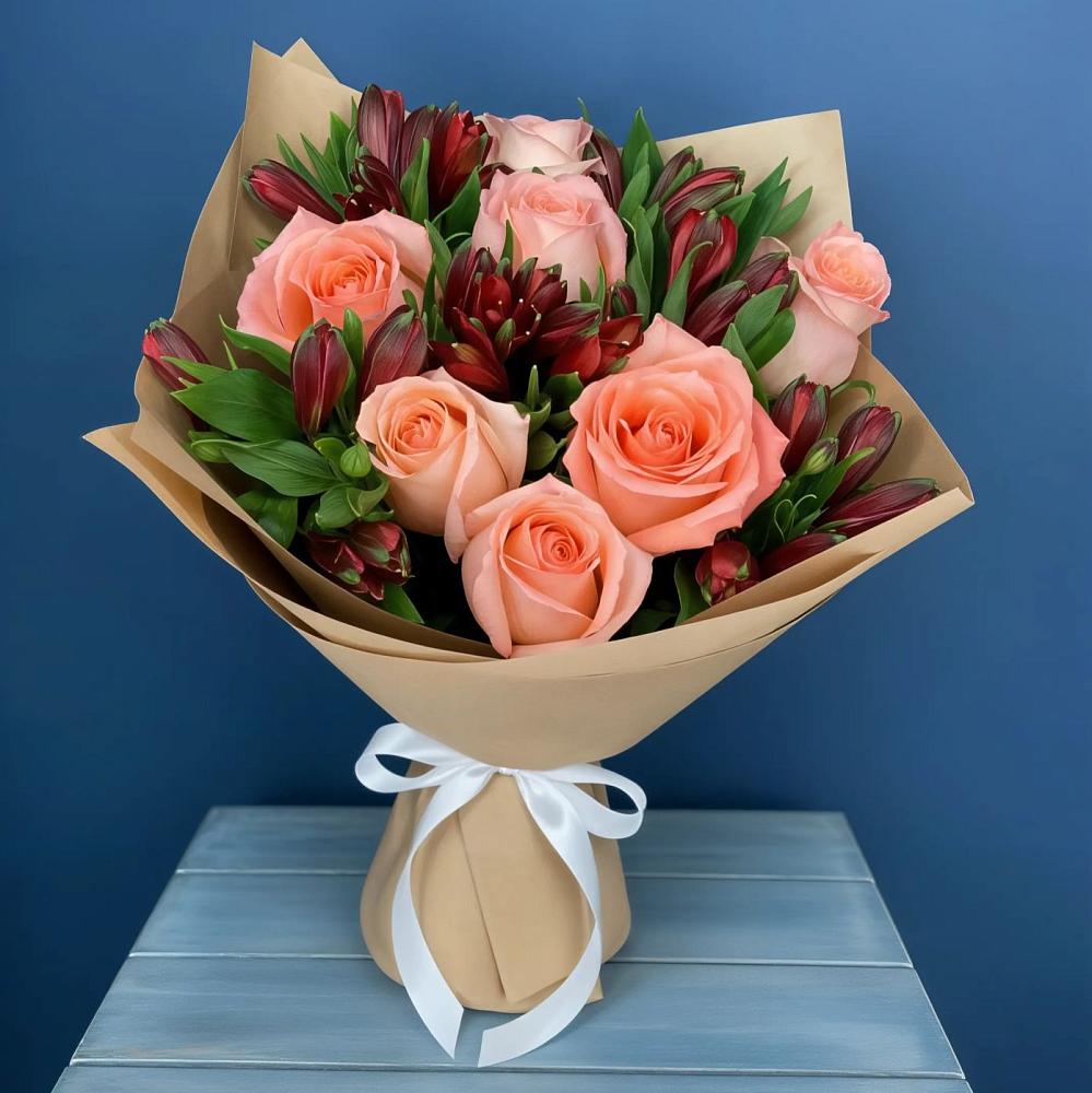 Букет цветов из: Розы и Альстромерии в Беседы