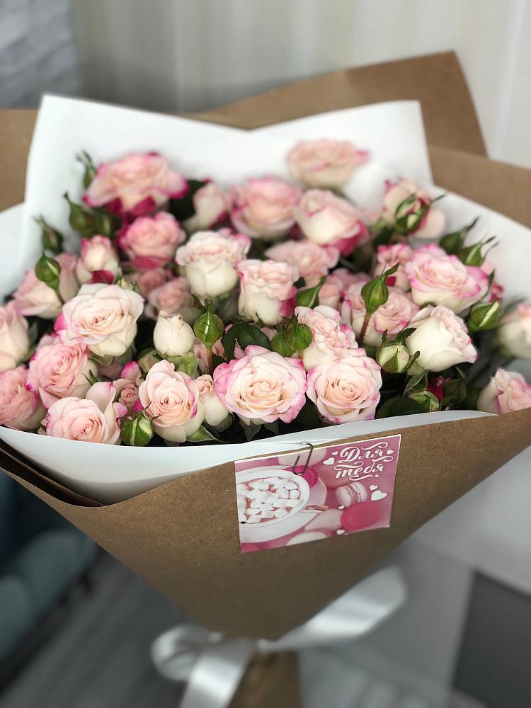 Букет цветов из: Розы в Беседы