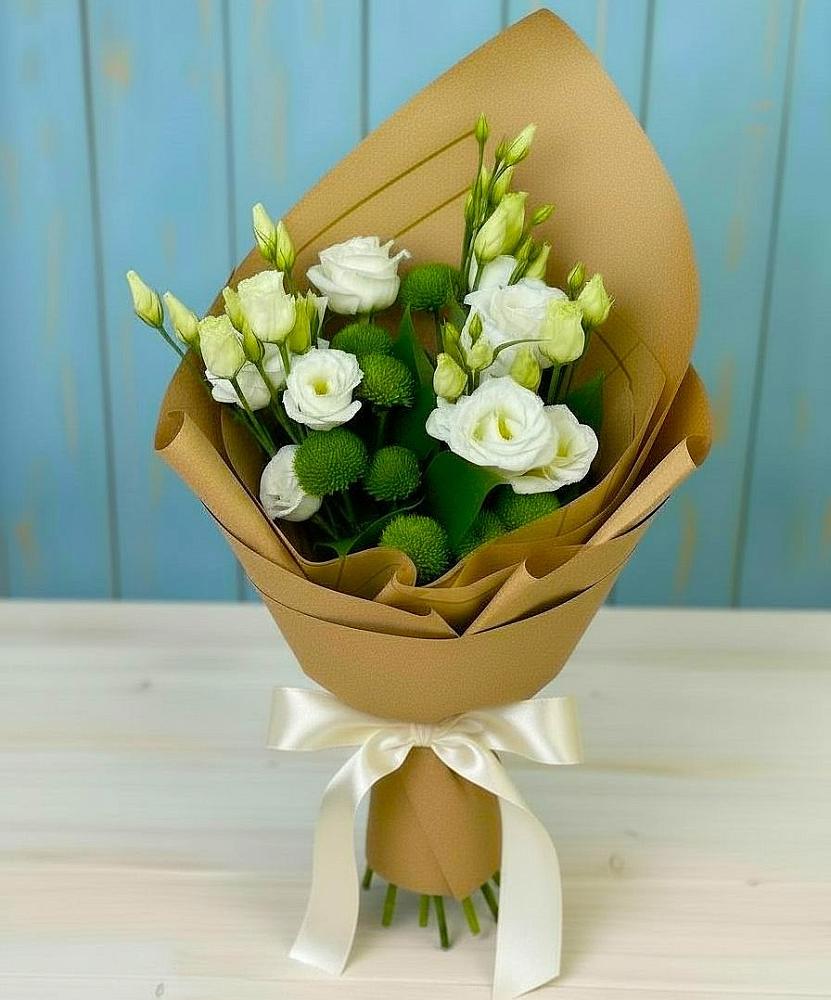 Букет цветов из: Хризантемы и Лизиантусы в Беседы