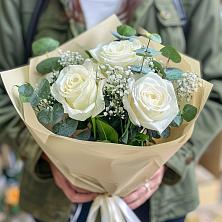 Букет цветов из:  Розы в Беседы