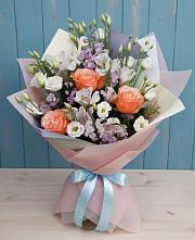 Букет цветов из:  Лизиантусы, Розы, Альстромерии и Гипсофила #REPLACE_PRED# Беседы