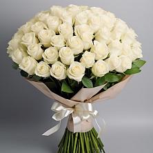Букет 101 беля роза Белоснежка в Беседы