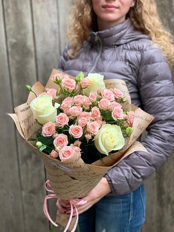 Букет цветов из: Розы в Беседы