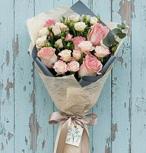Букет цветов из:  Розы в Беседы