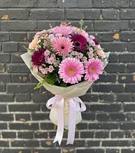 Букет цветов из:  Герберы и Хризантемы в Беседы
