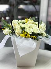 Цветочная композиция из Розы  в Беседы